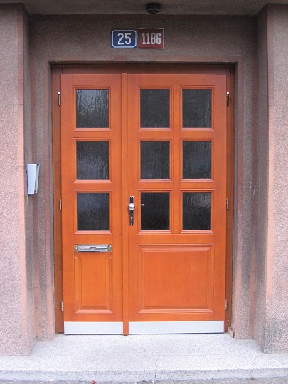 Okna a dveře